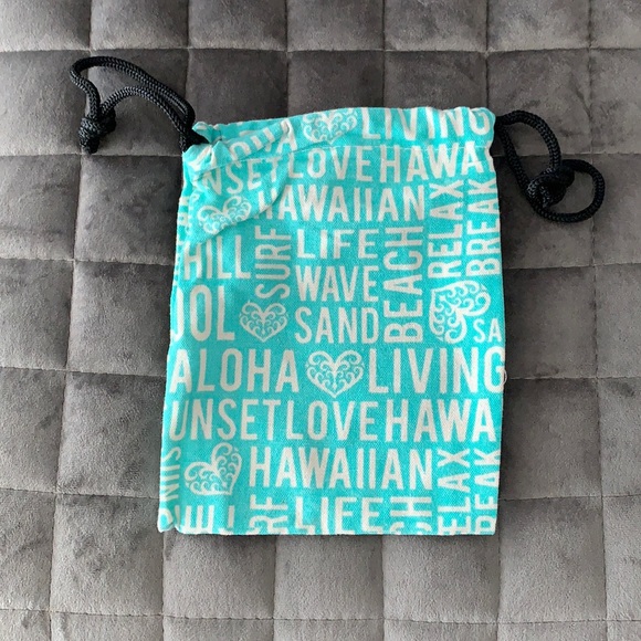 Hawaiian drawstring pouch - Picture 1 of 3